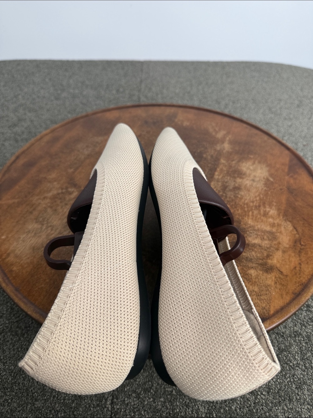 Vivaia Shoes Wm 38.5 US 7.5 Tan Cream Pointed Toe Knit Ballet Flats - Picture 6 of 15